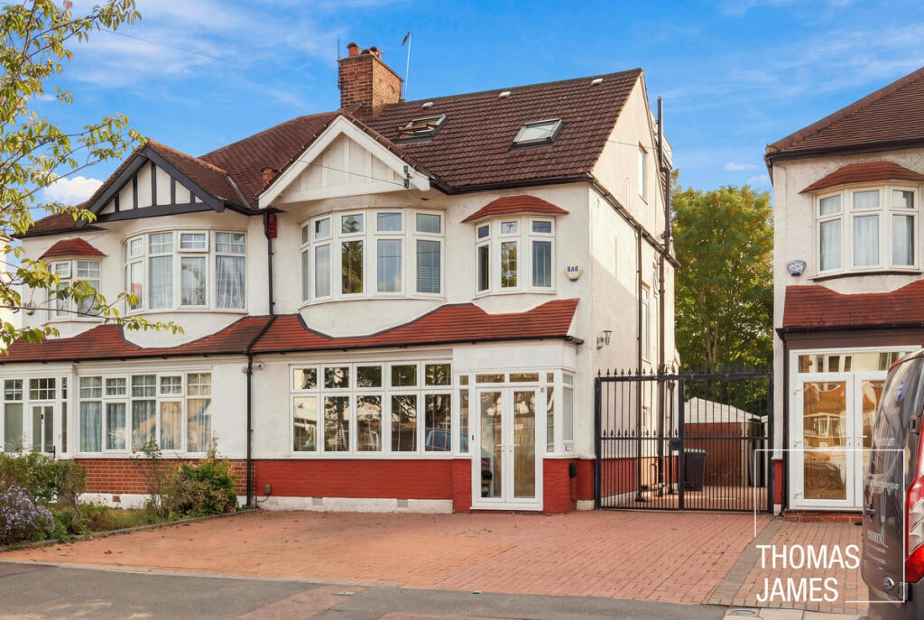 Main image of property: Ashridge Gardens, London, N13