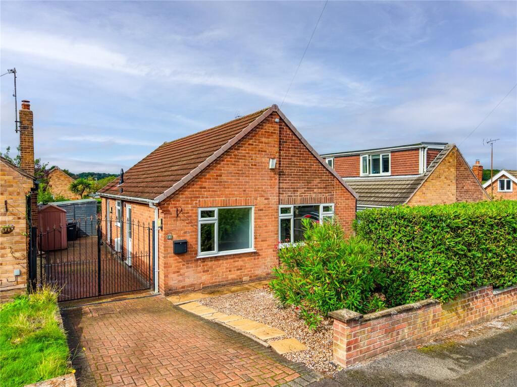 Main image of property: Winster Avenue, Ravenshead, Nottingham, Nottinghamshire, NG15