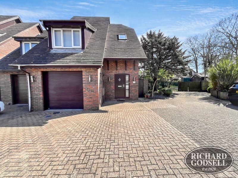 Main image of property: CHRISTCHURCH TOWN CENTRE