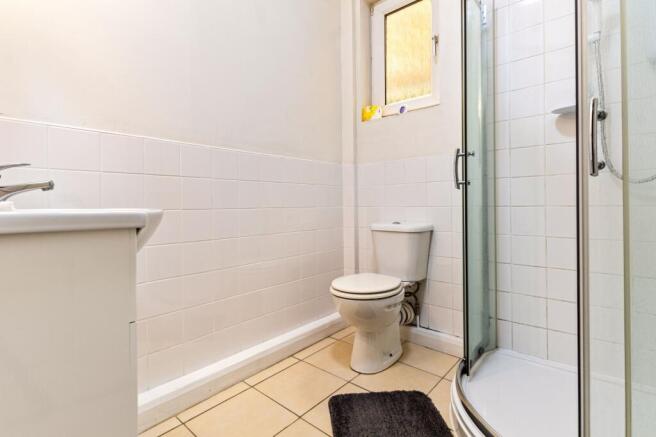 GFF - Shower Room