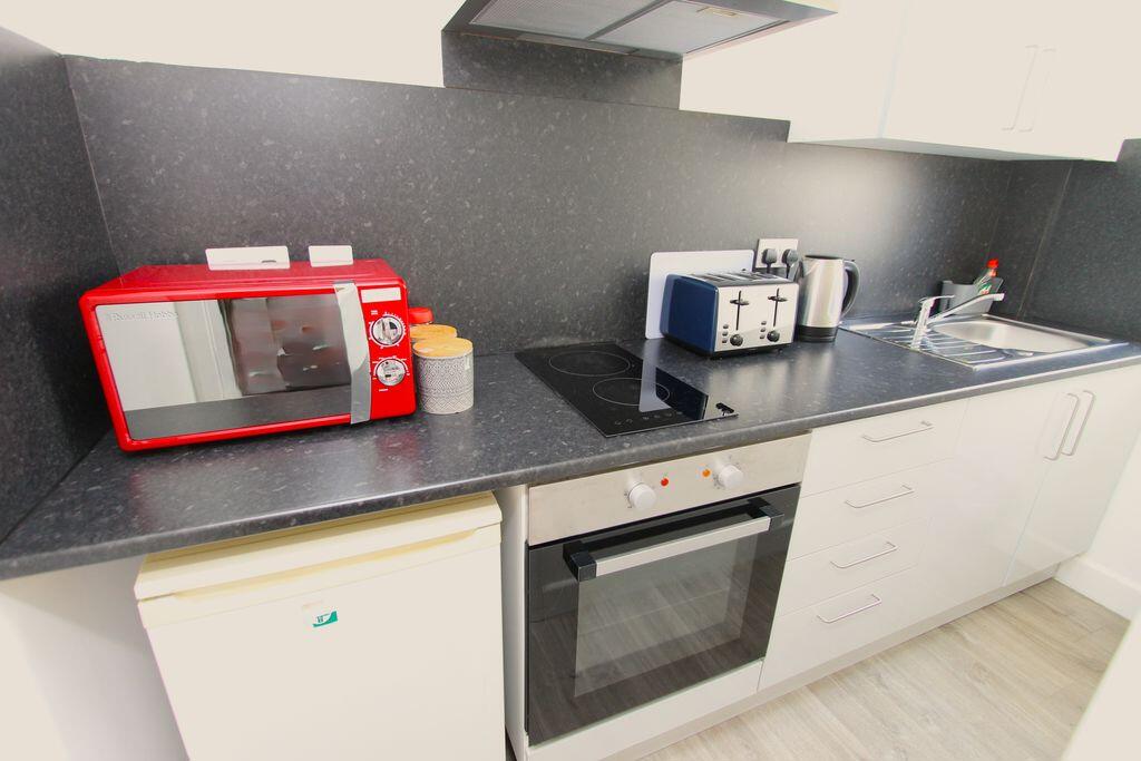 Main image of property: Bills Included STUDIO with Parking Midland Road, Wellingborough