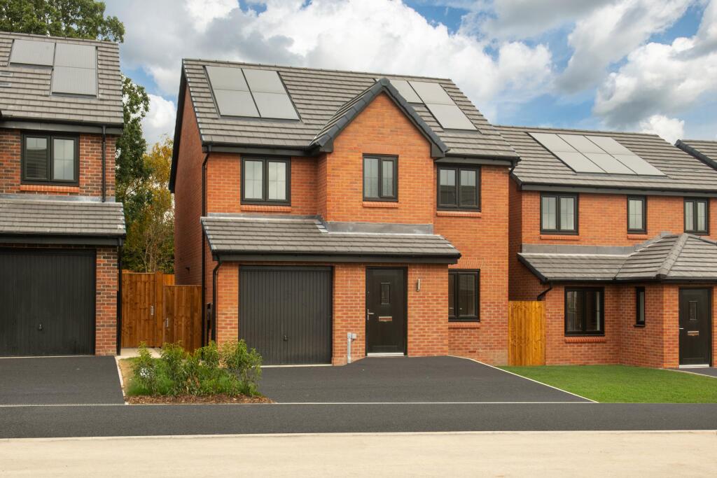 Main image of property: 23 Farnworth Grove,
Tyldesley,
Greater Manchester,
M28 1PF