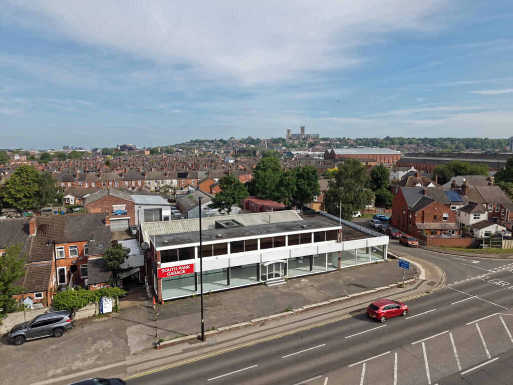 Main image of property: South Park Garage, South Park Avenue, Lincoln, Lincolnshire, LN5 8EL