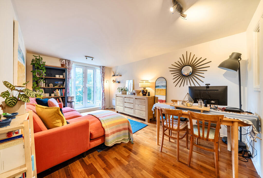 Main image of property: Gleneagle Road, London, SW16