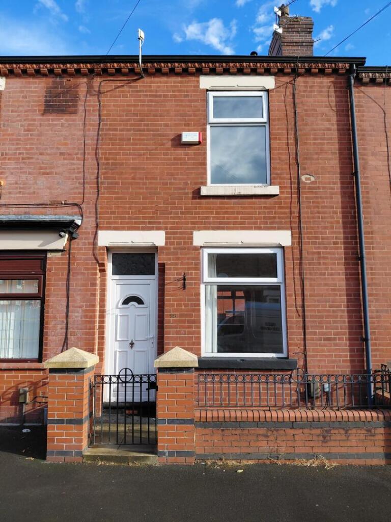 Main image of property: Hamnett Street, Manchester