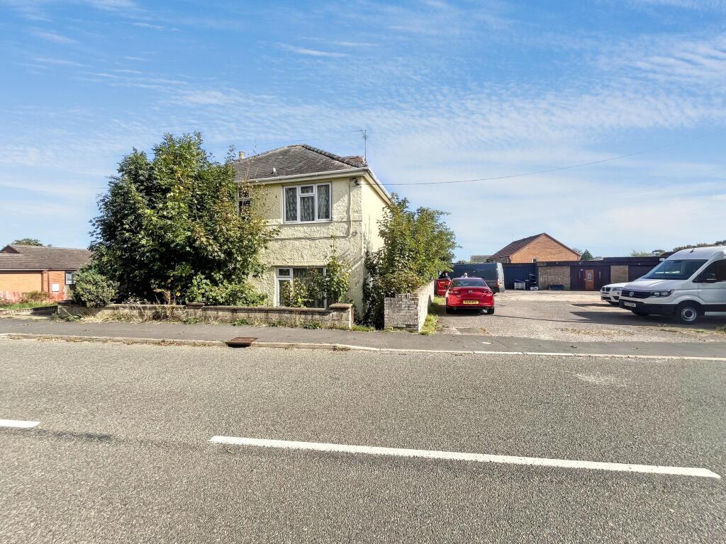 Main image of property: 192 & 194 Barrier Bank, Cowbit, Lincolnshire, PE12 6AL