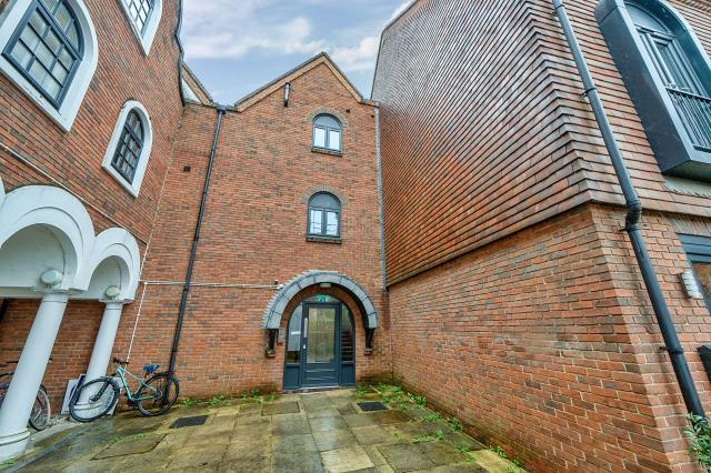 Main image of property: Abbey Yard, Old Station Yard, Abingdon, OX14