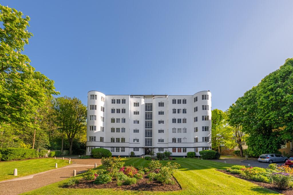 Main image of property: Pages Lane, Muswell Hill, London, N10