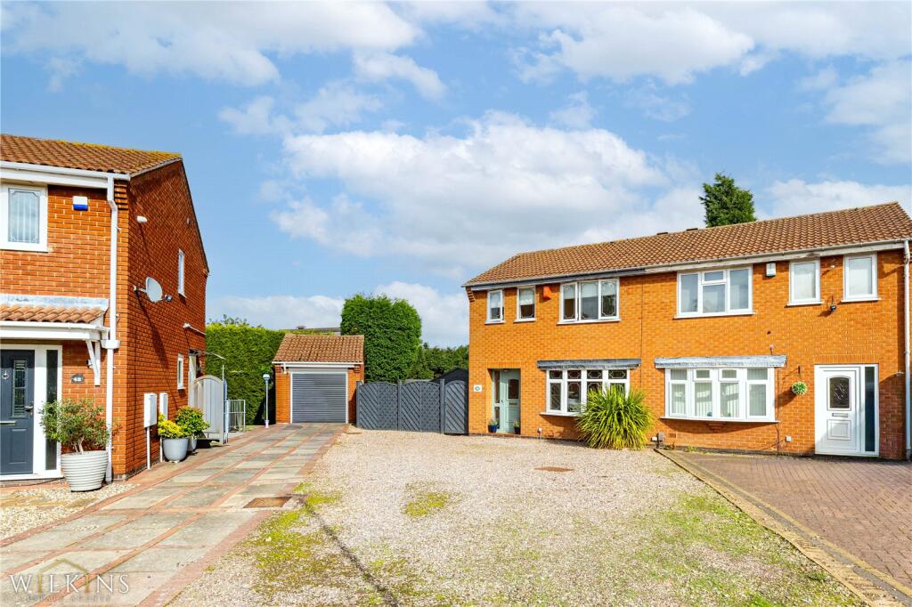 Main image of property: Cadogan Road, Dosthill, Tamworth, Staffordshire, B77