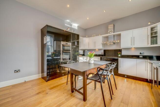 1A Montpellier Gardens-12.jpg