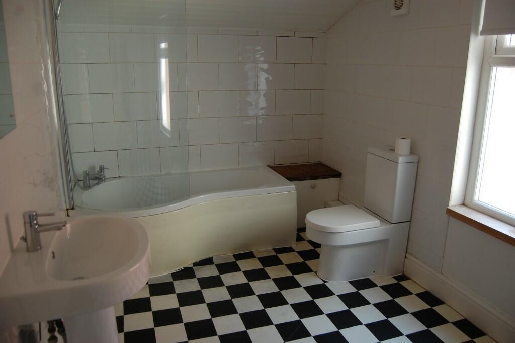 Flat Bathroom