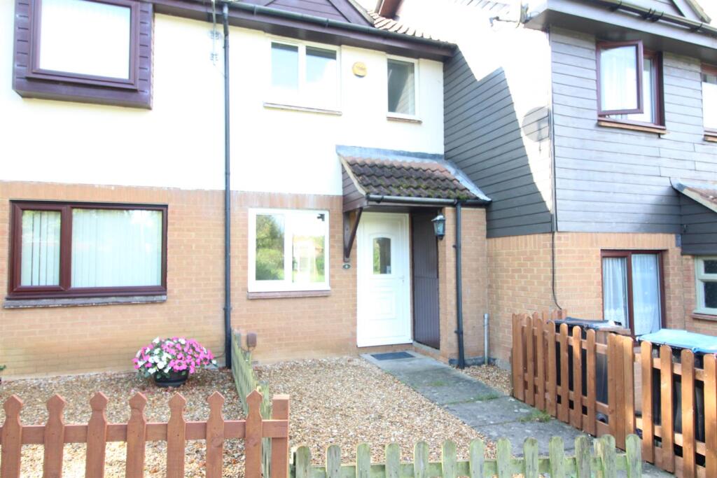 Main image of property: Field Lane, Greenleys, Milton Keynes