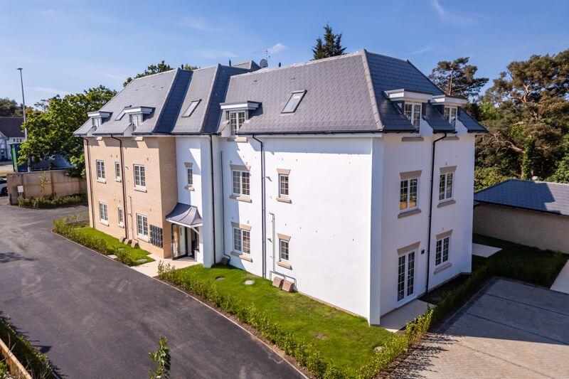 Main image of property: Forest Reach, BH24