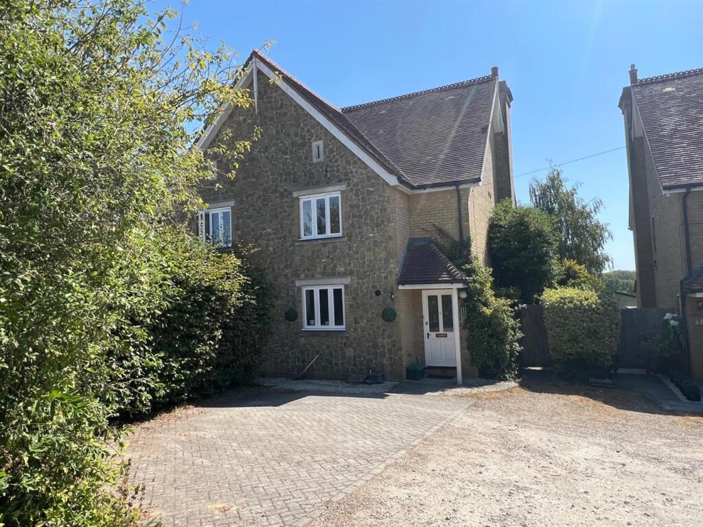 Main image of property: Ryarsh Road, Birling, West Malling, ME19 5JR