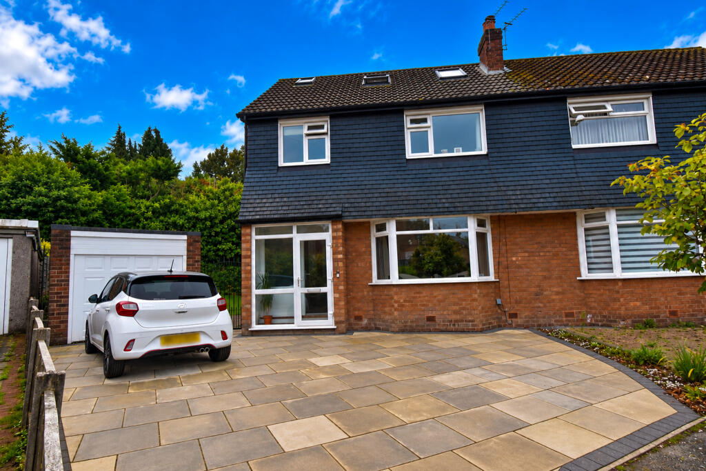 Main image of property: Roslyn Avenue, Flixton, Manchester M41 6PY