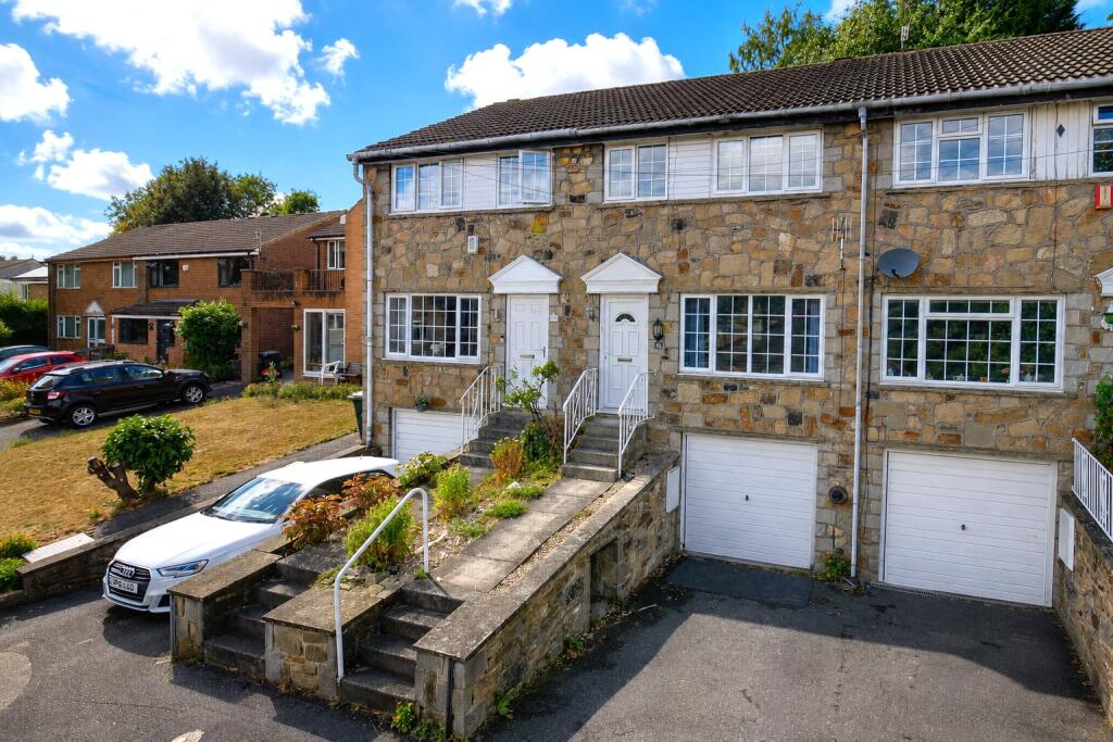 Main image of property: Cliffe Lane South, Baildon, Shipley, West Yorkshire, BD17