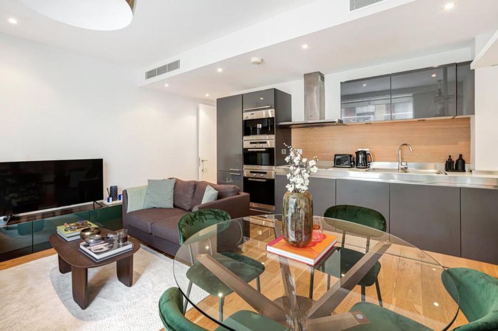 Main image of property: Hirst Court, Grosvenor Waterside, Gatliff Road, Sloane Square, London