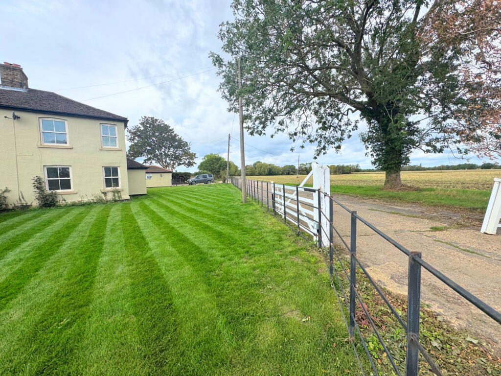 Main image of property: 2 Rookwood Gate Cottage, Abbess Roding, Ongar, CM5 OJL
