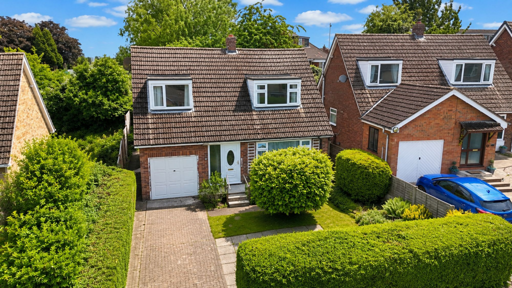Main image of property: Astley Crescent, Scotter, DN21