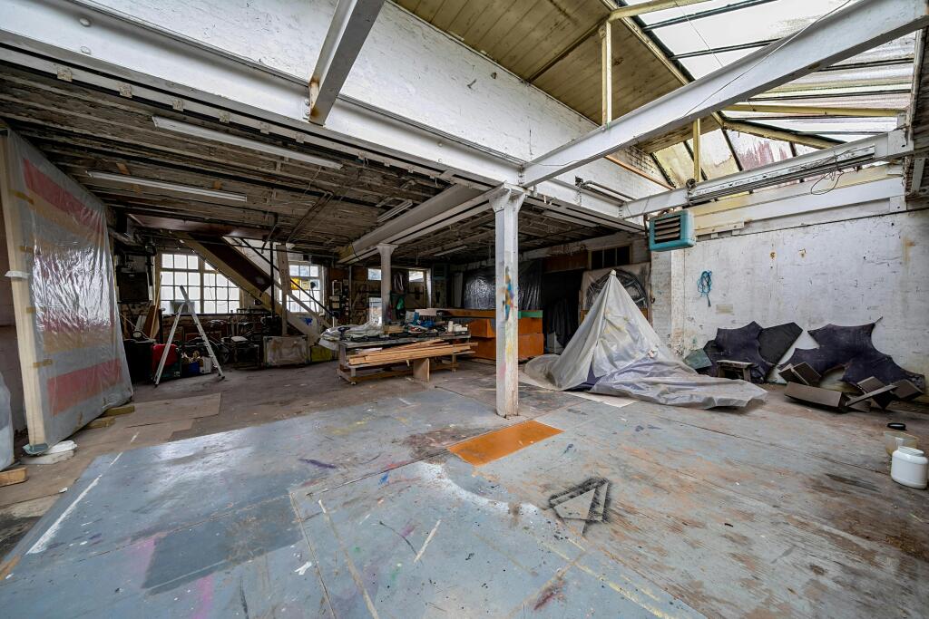 internal brik building 4.jpg