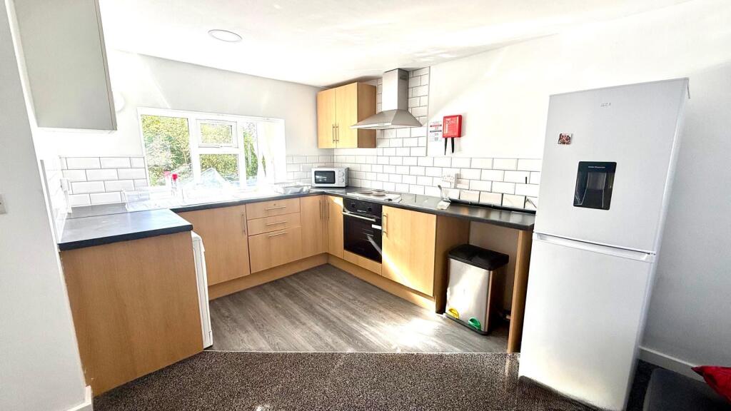 Main image of property: Flat 3, Lupton Road, Lowedges, S8