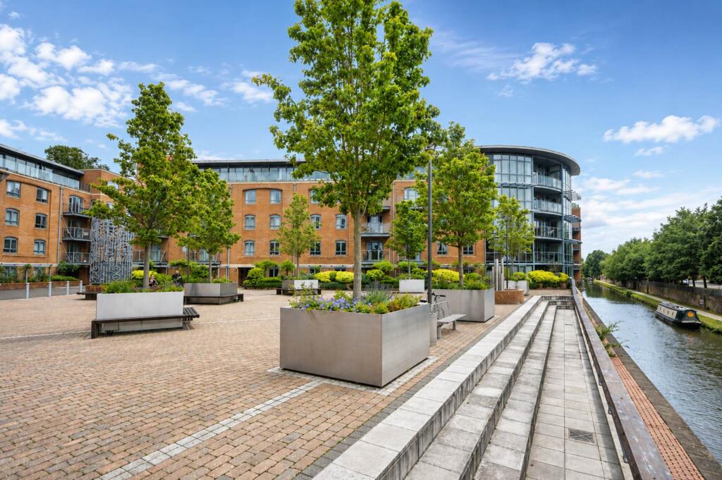 Main image of property: Foundry House, Waterfront, Oxford
