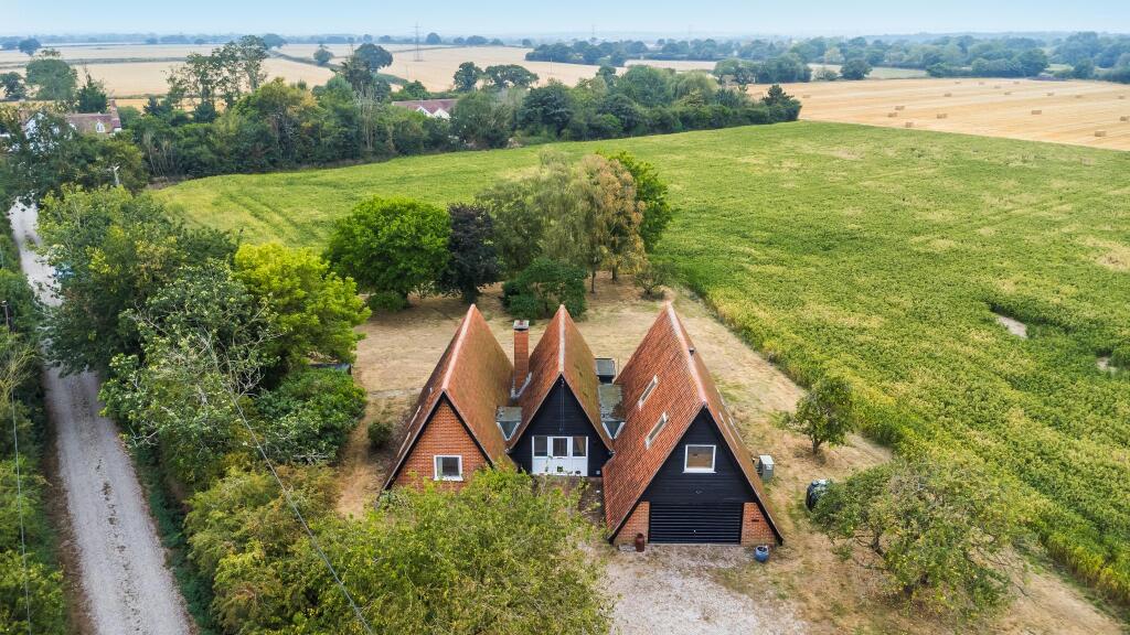 Main image of property: Nodrog, Maldon
