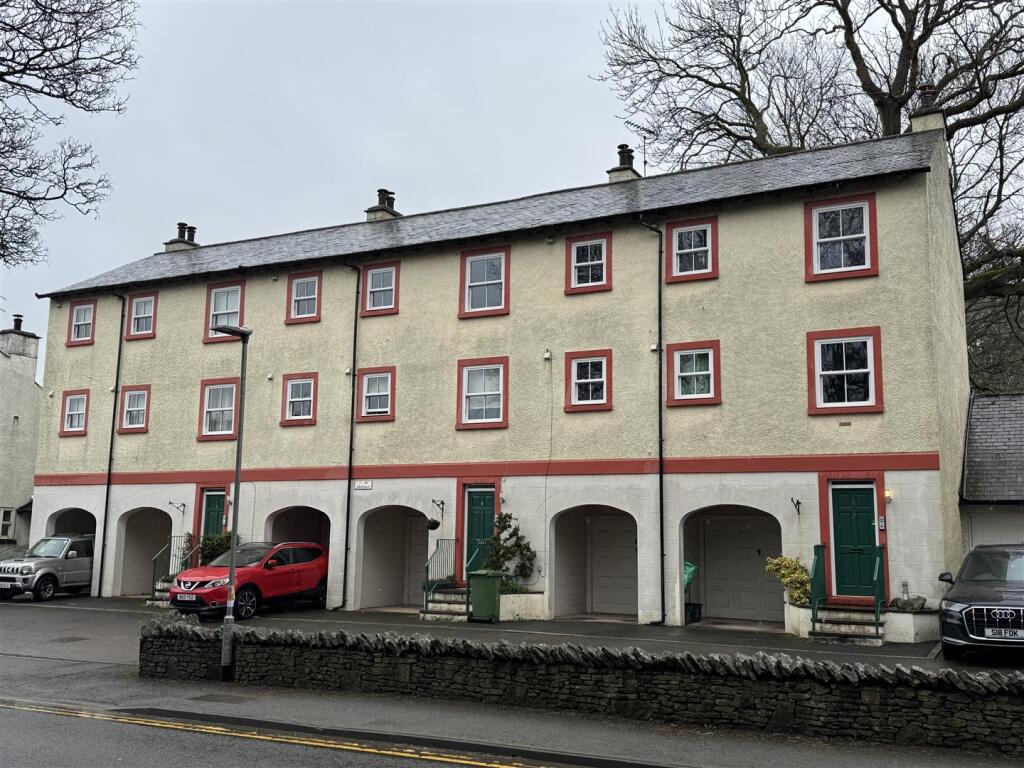 Main image of property: 8 Mellwood, Kirkby Stephen, CA17
