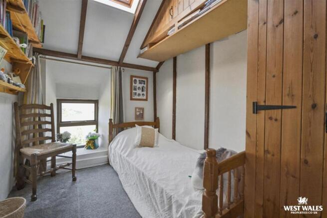 Main House  Bedroom 3
