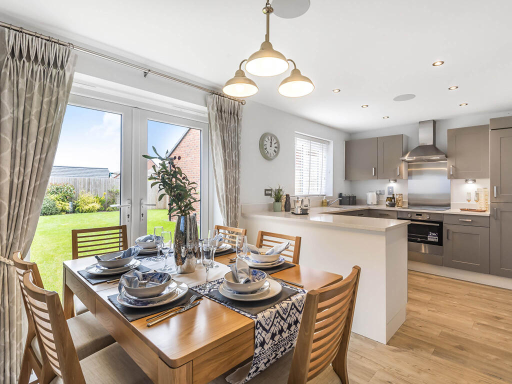 Main image of property: Higham Lane,
Nuneaton,
CV11 6BD
