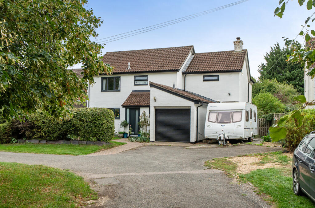 Main image of property: The Avenue, Leighton Bromswold, Cambridgeshire