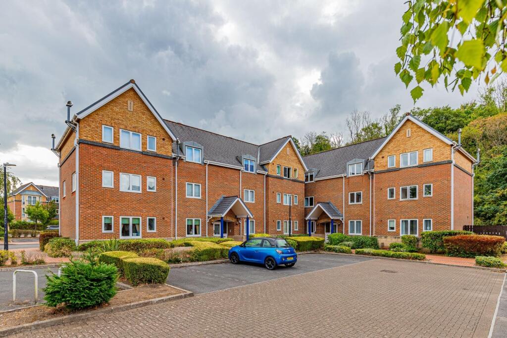 Main image of property: The Landings, Penarth