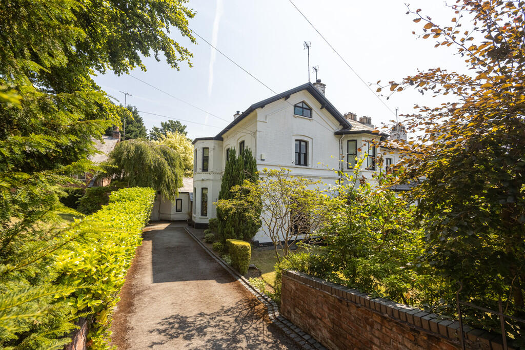 Main image of property: Vicarage Lane, Bowdon, Altrincham