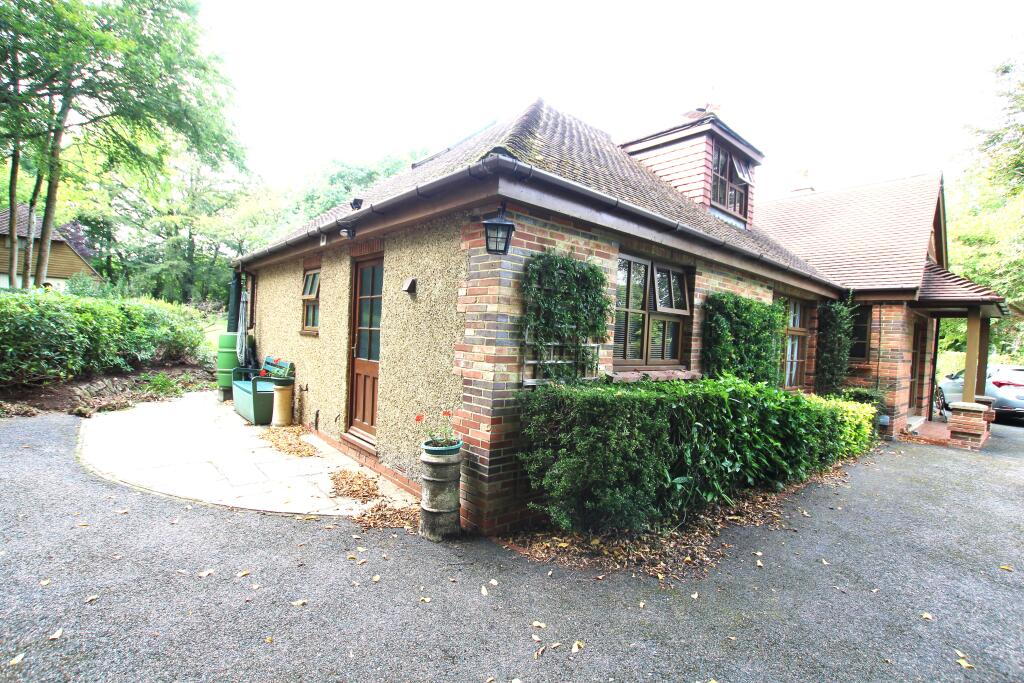 Main image of property: Canterbury Road, Charing, Kent
