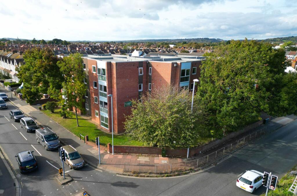 Main image of property: Northcourt Road, Worthing, BN14