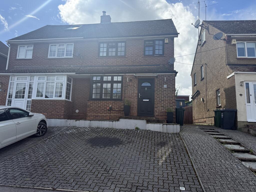 Main image of property: 34 Longmarsh View