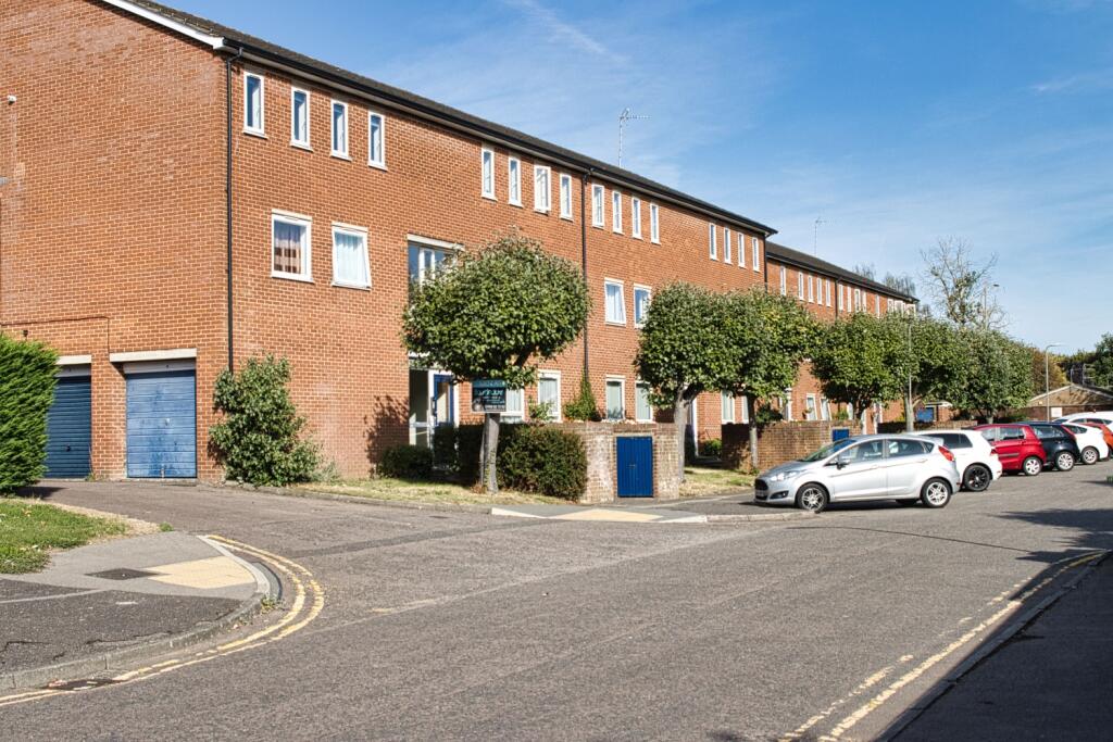 Main image of property: Mikern Close, Bletchley, Milton Keynes, MK2