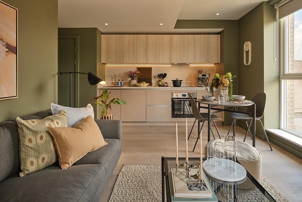 Main image of property: Newland House, Bargate Walk, Southampton, Hampshire, SO14
