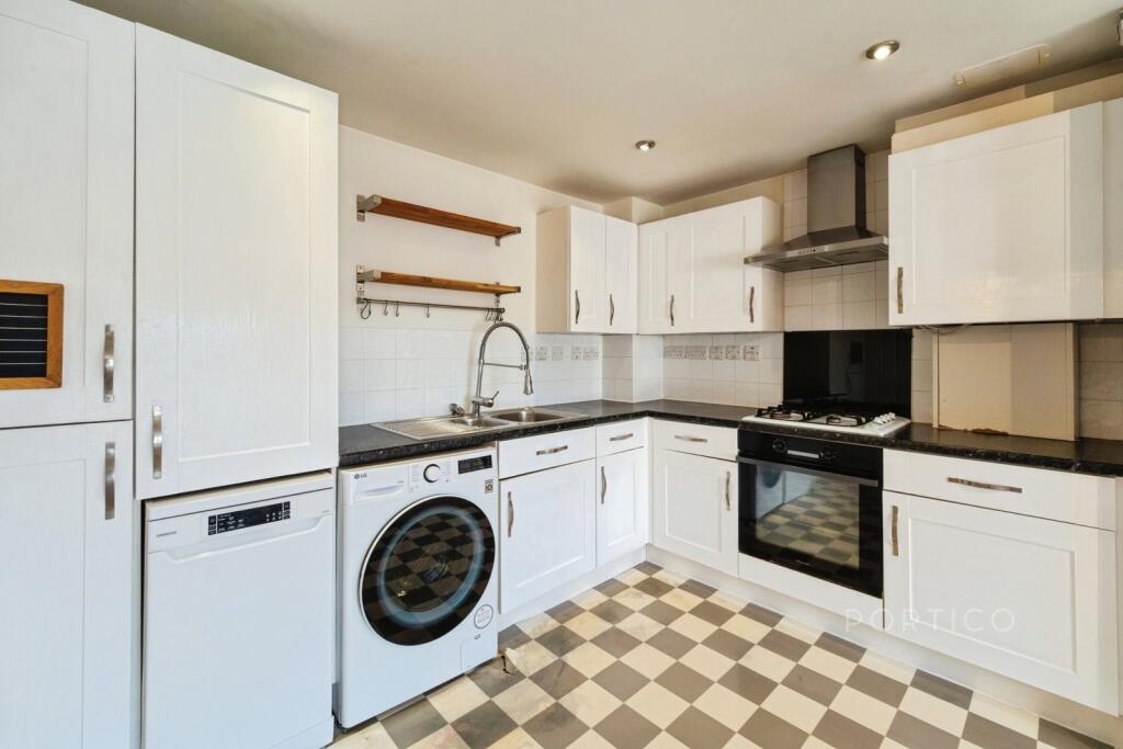 Main image of property: Leyton Green Road, London, E10