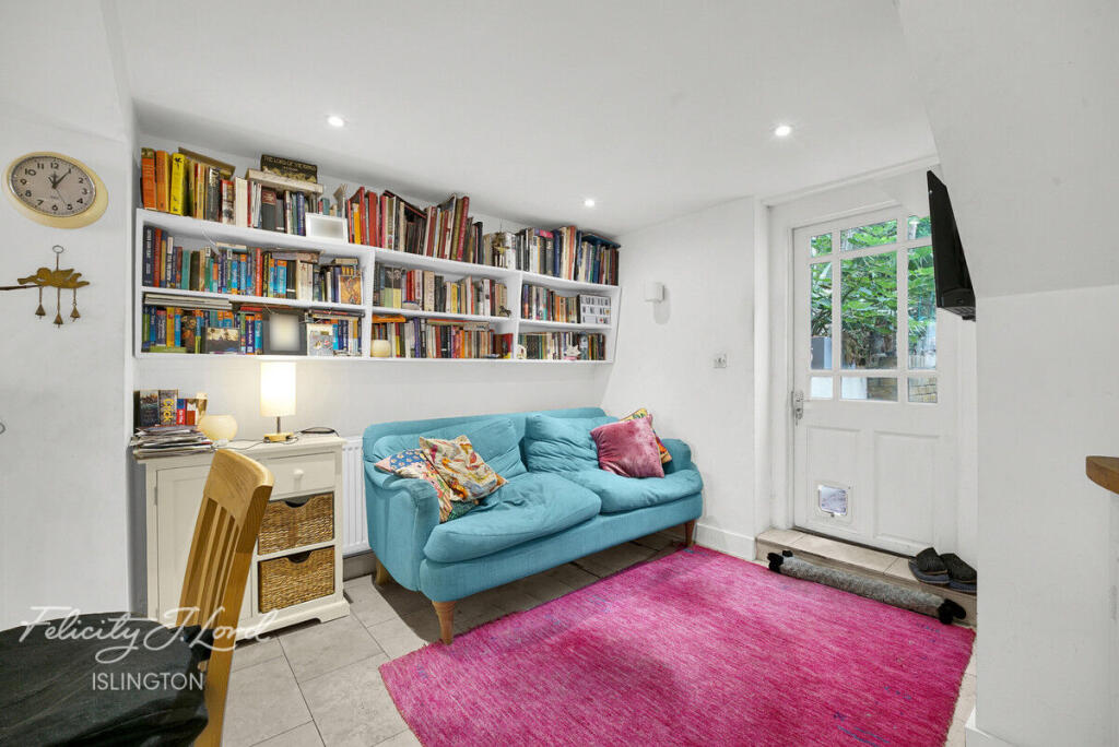Main image of property: Charlton Place, London N1