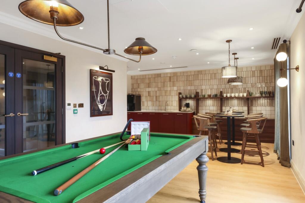 Main image of property: 9 Meadow 5 Cook Way, Arborfield Green