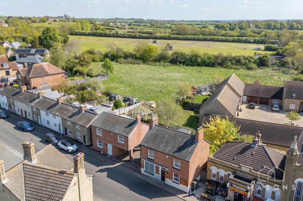 Main image of property: High Road, Shillington, Hitchin, Hertfordshire, SG5 3LP