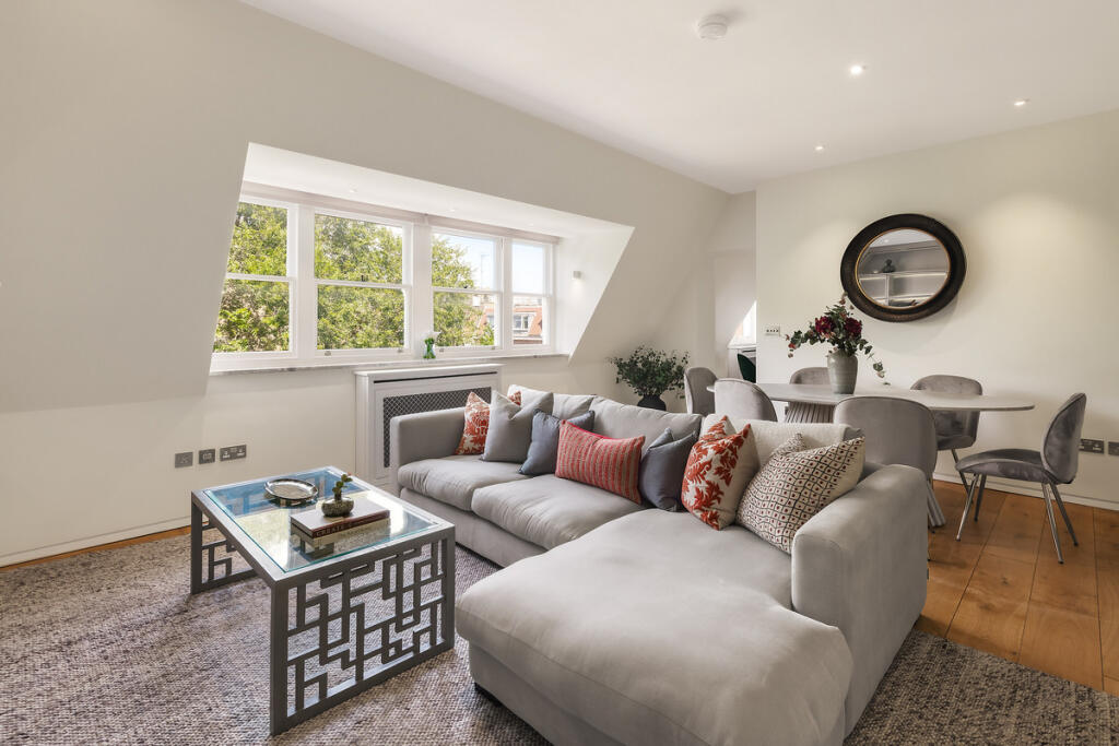 Main image of property: Elm Park Gardens, London, SW10