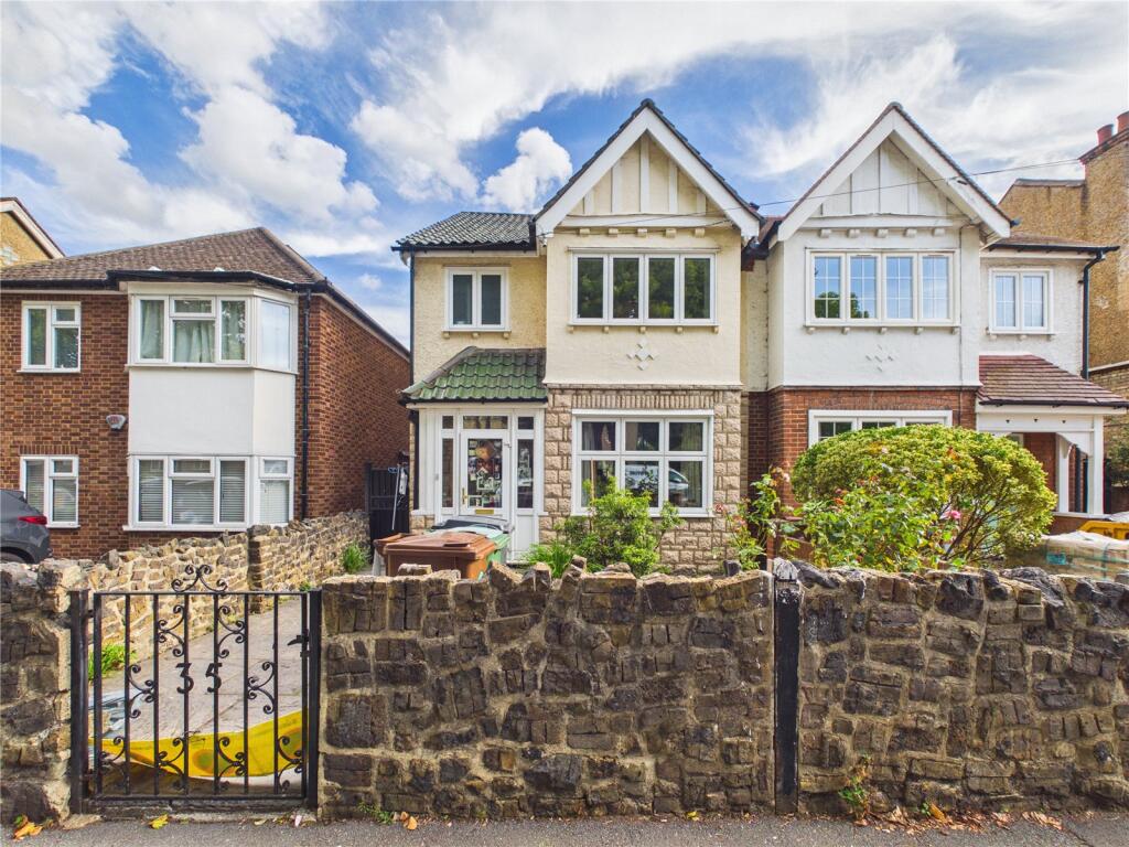 Main image of property: Gordon Avenue, Highams Park, E4