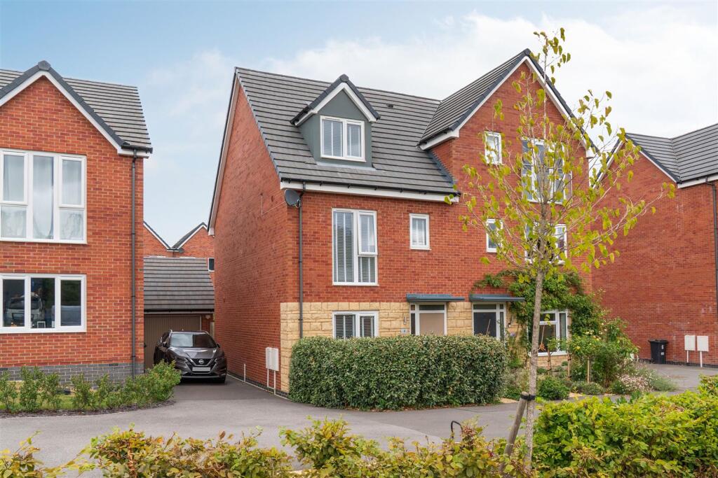 Main image of property: Walmsley Close, Clay Cross, Chesterfield