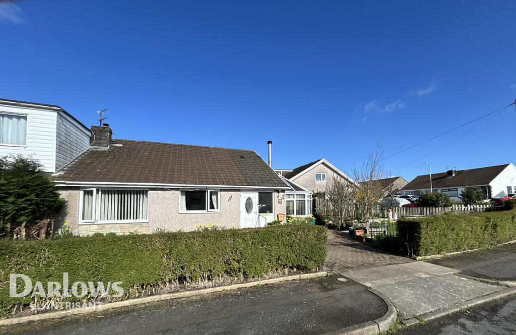 Main image of property: Heol Clwyddau, Pontypridd