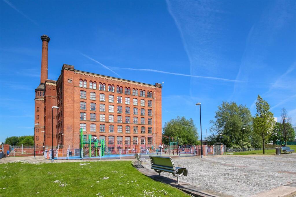 Main image of property: Victoria Mill, M40