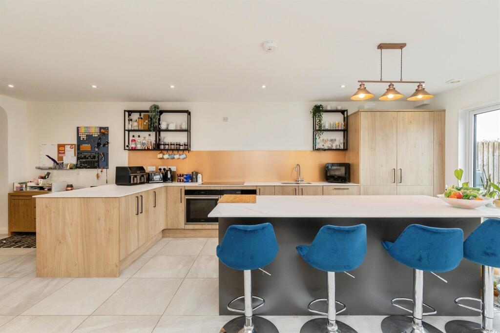 Main image of property: Broad Lane, Westerleigh, Bristol