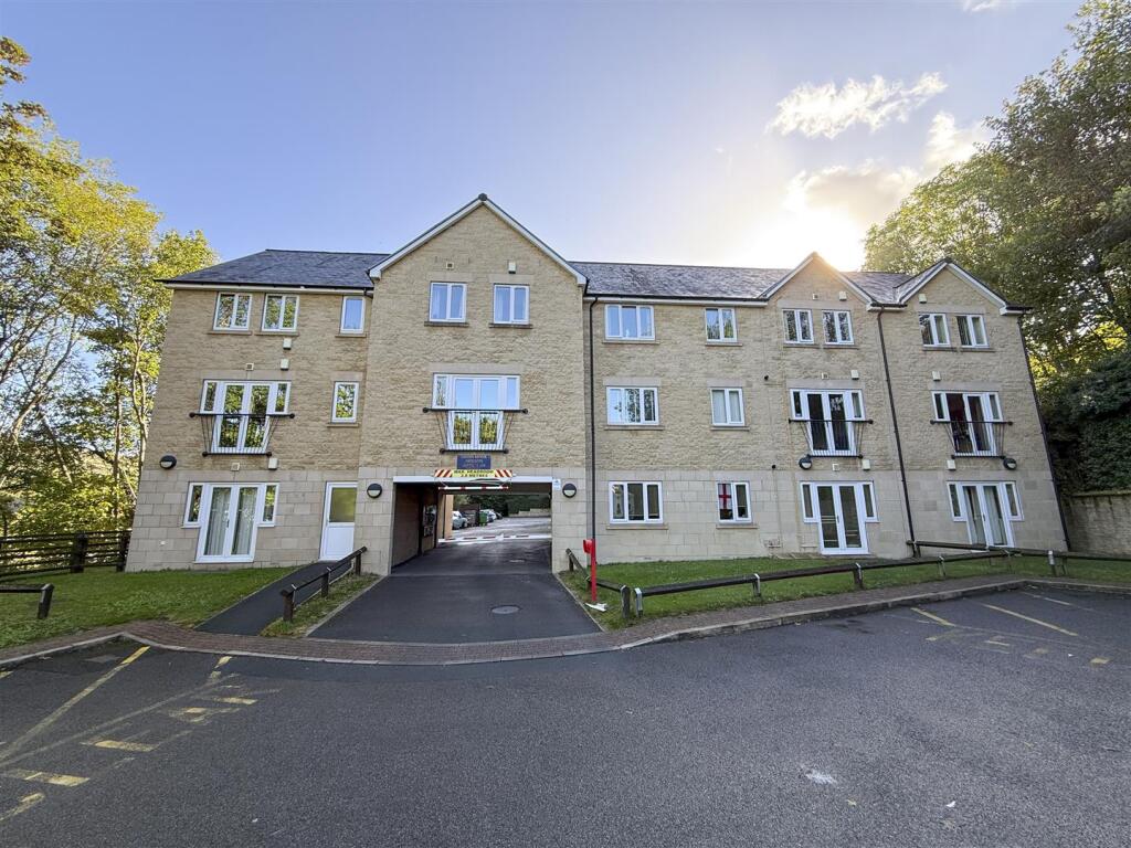 Main image of property: Edward Street, Stocksbridge, S36