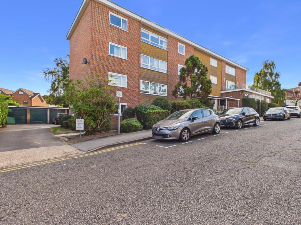 Main image of property: South Park, Gerrards Cross, Buckinghamshire, SL9